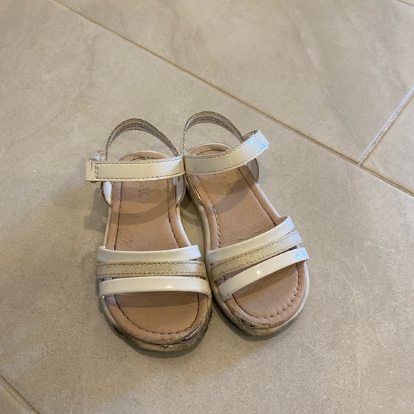 Bundle - 7 pairs of Toddler Sandals/Water Shoes (size C5-C11) - Picture 5 of 8
